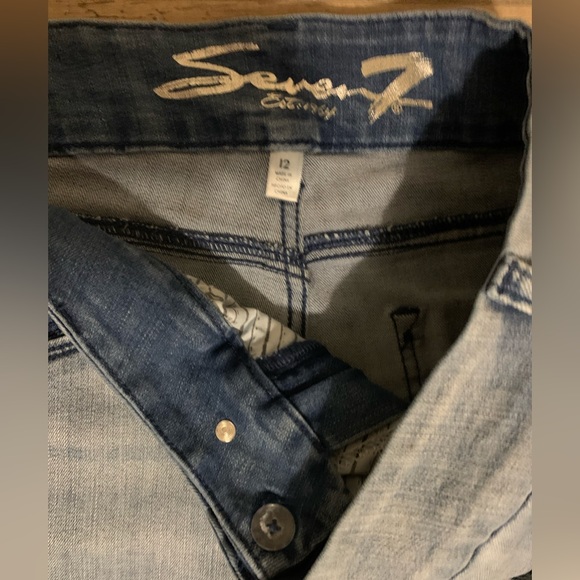 Seven7 Jeans (Ladies) - Picture 3 of 3